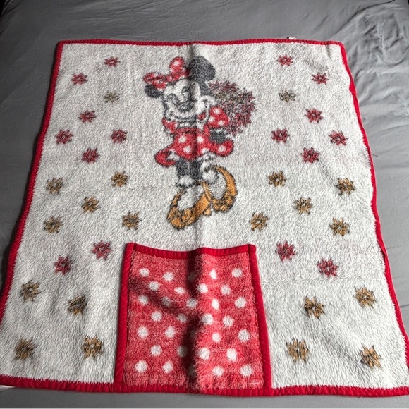 Vintage Biederlack of America Minnie Mouse Red and White Blanket with Pocket - Picture 1 of 10